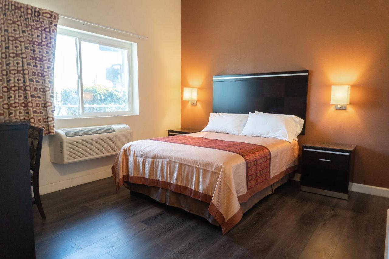 Maywood Inn Zewnętrze zdjęcie